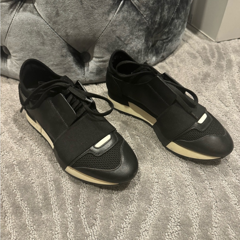 Balenciaga sneakers. Size 35. Excellent condition. Worn only a few times